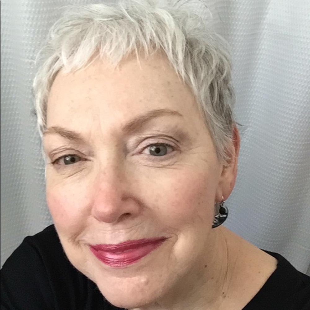 Meet your Posher, Sylvia